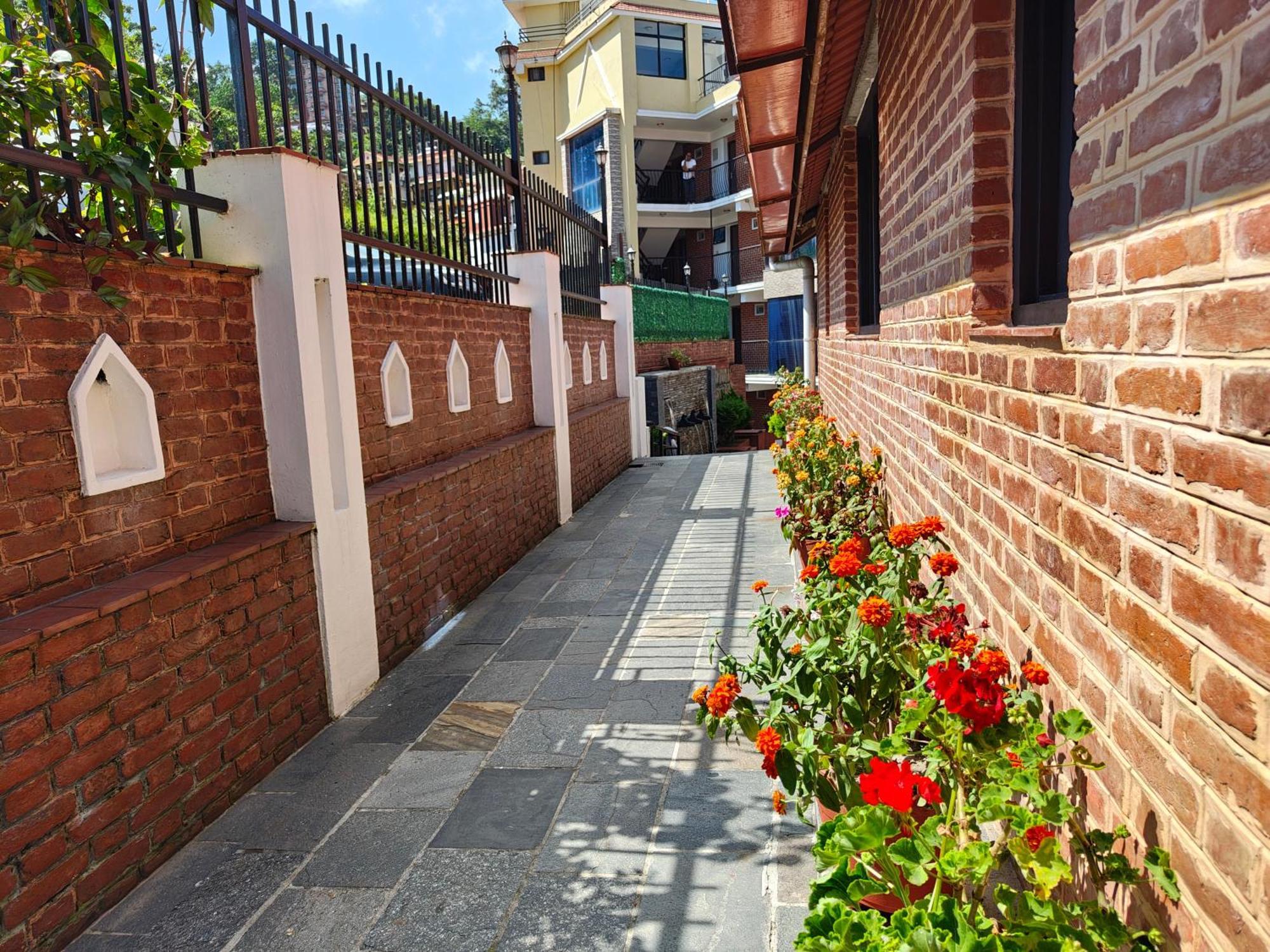 Hotel Himalayan Villa Nagarkot Exterior photo